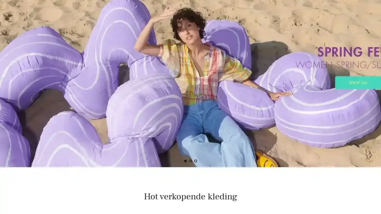 Screenshot of Non-Delivery scam website Colorfashion.shop