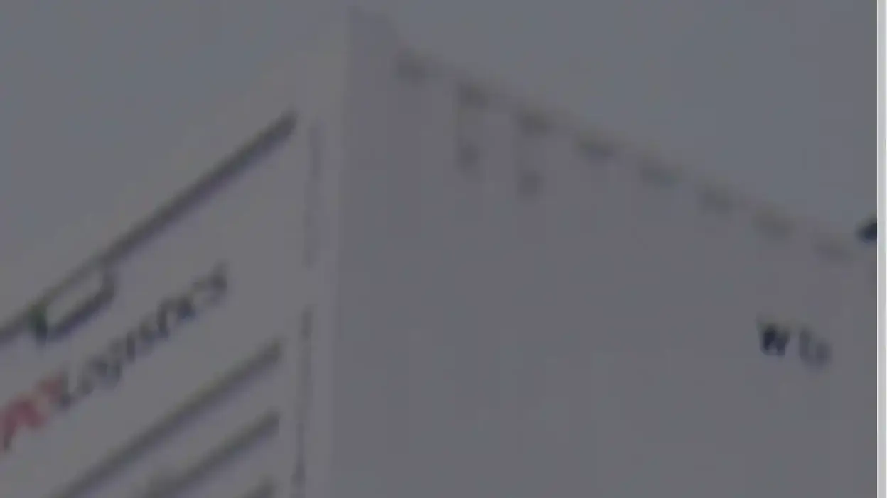 Screenshot of Container scam website Xposhippingcontainers.com