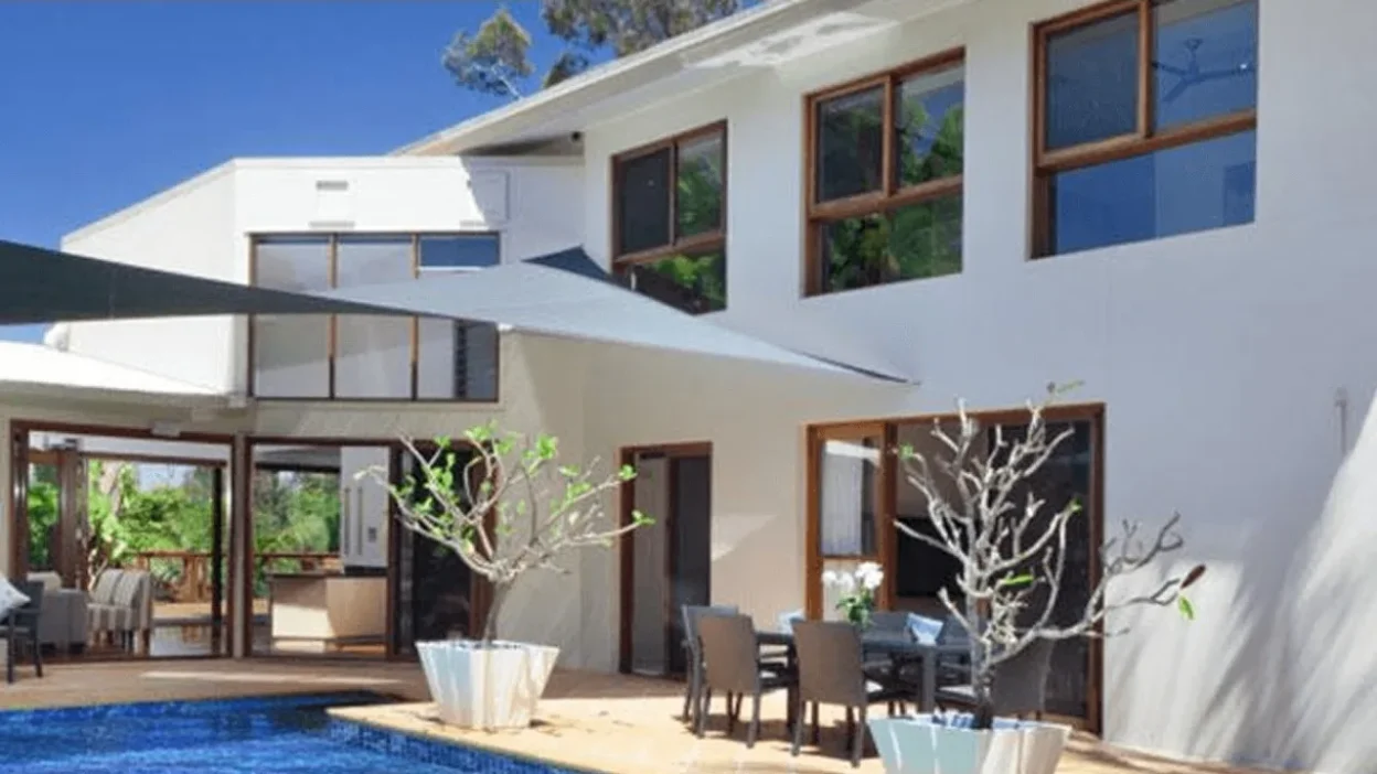 Non-Delivery Scam poolcommercial.com